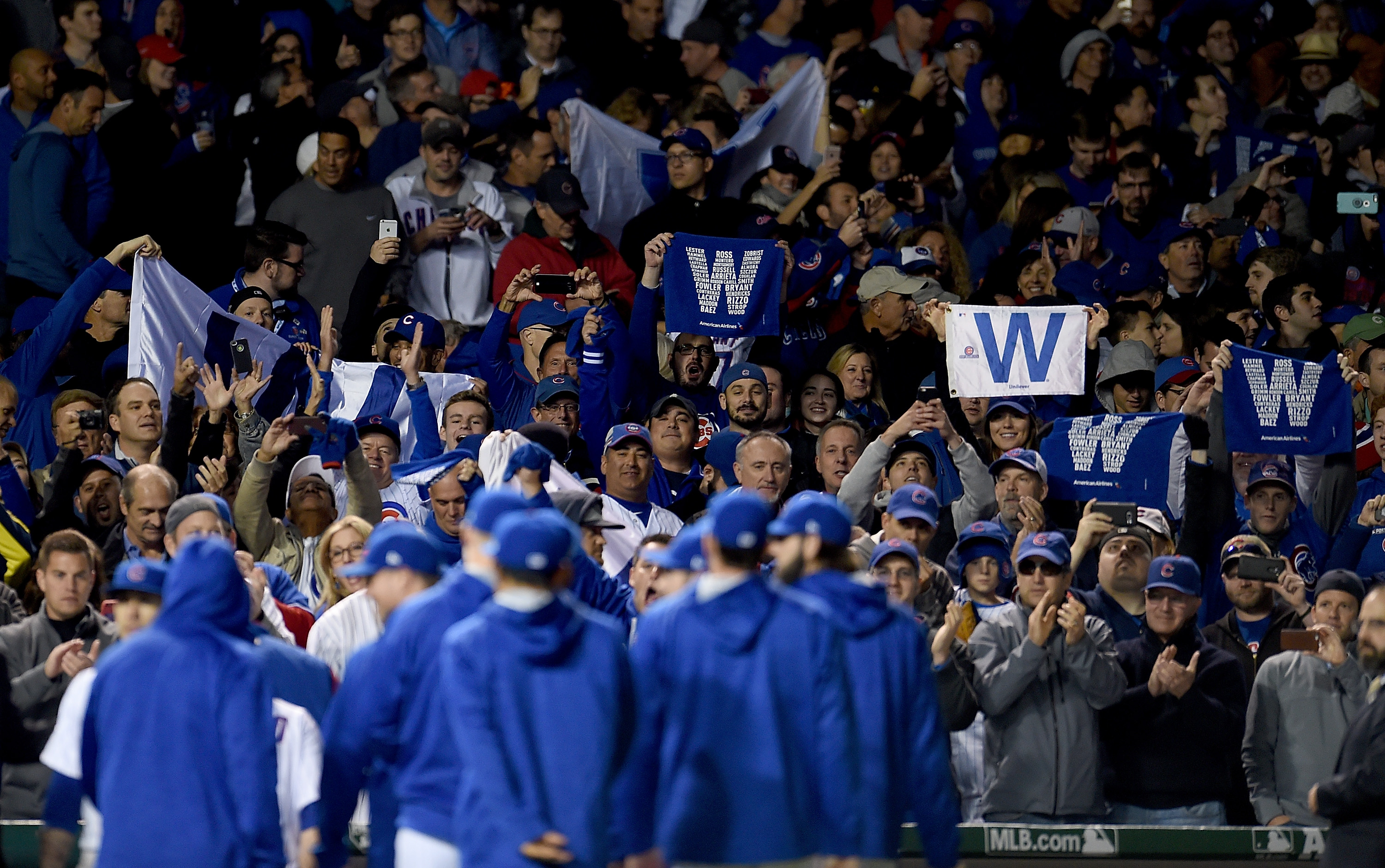 Samardzija struggles, Giants lose 5-2 to Cubs in Game 2