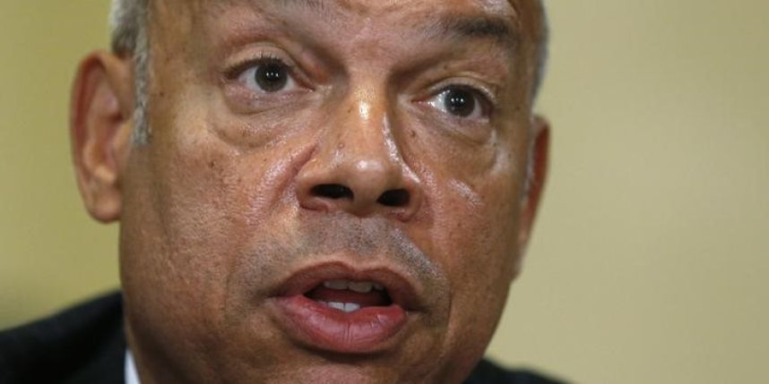 Feds reviewing use of private immigration facilities