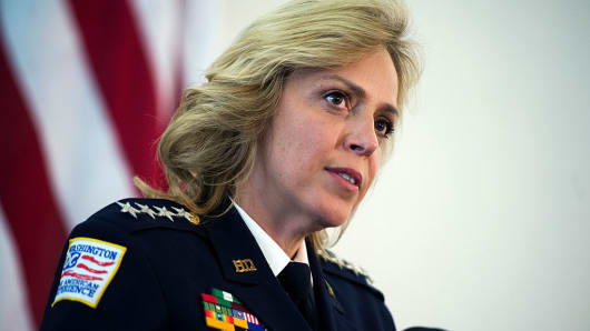 DC police chief stepping down to head security for NFL