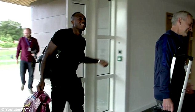 Rooney confirms retirement after World Cup