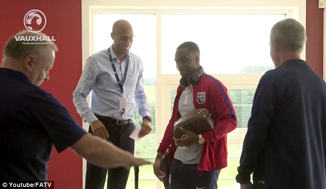 Rooney confirms retirement after World Cup