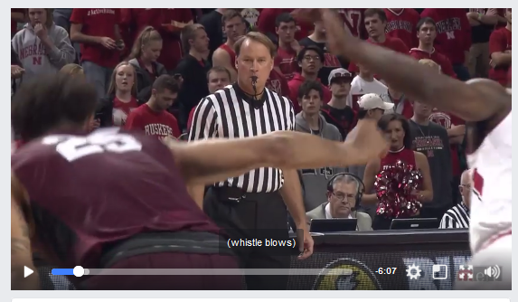 Petty Kentucky Fans Flood Referee's Business With One-Star Reviews