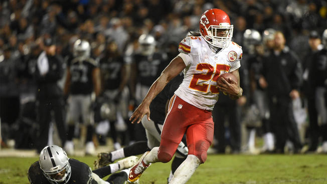 Raiders offense unable to overcome defensive woes