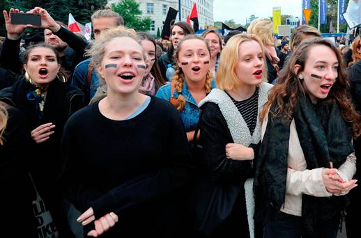 'My Body, My Choice': Polish Women Protest Against Total Abortion Ban