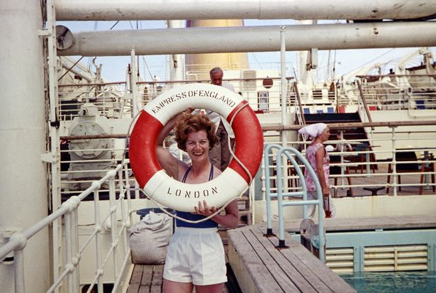 Jean Alexander, who played Coronation Street's Hilda Ogden, dies aged 90