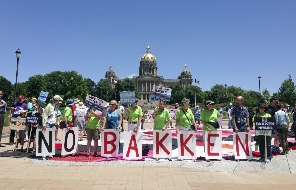 12 people arrested at Dakota Access Pipeline demonstration