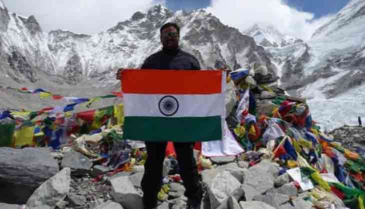 Indian couple given climbing ban for fake Everest summit photos