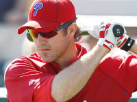 Phillies Without Utley for 8 Weeks After Surgery