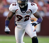 Denver Broncos lose Pro Bowl linebacker Elvis Dumervil to injury