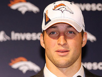 Denver Broncos sign Tim Tebow to five-year deal