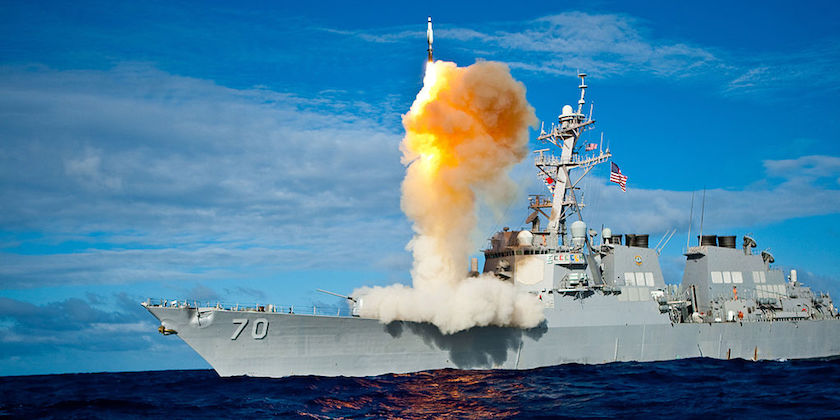 US Destroyer Again Targeted by Missiles Off Coast of Yemen